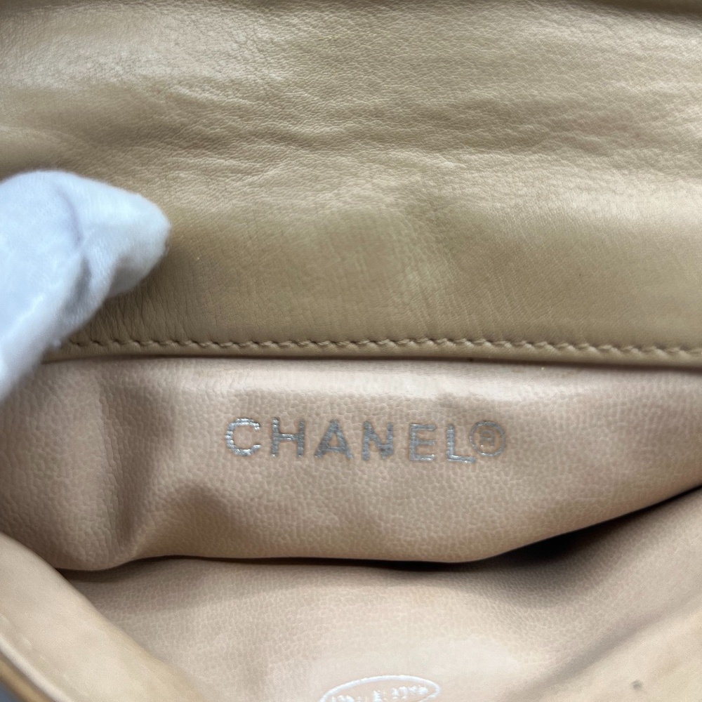 Authentic Chanel Vintage Beige calfskin CC Flap Belt Bag - Picture 5 of 6